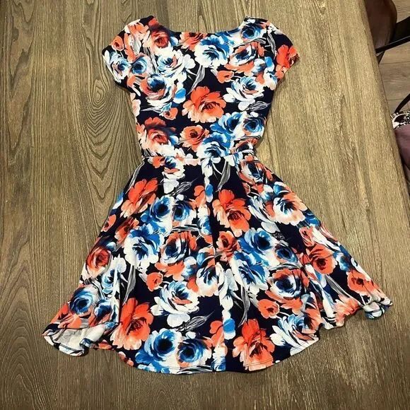 Lily Rose Fit & Flare Dress Floral Short Sleeve Scoop Neck Multicolor Size L - Picture 6 of 7
